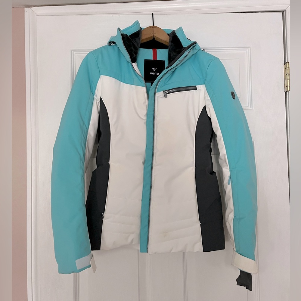 FERA Tanya Insulated Snow/Ski Parka size 4